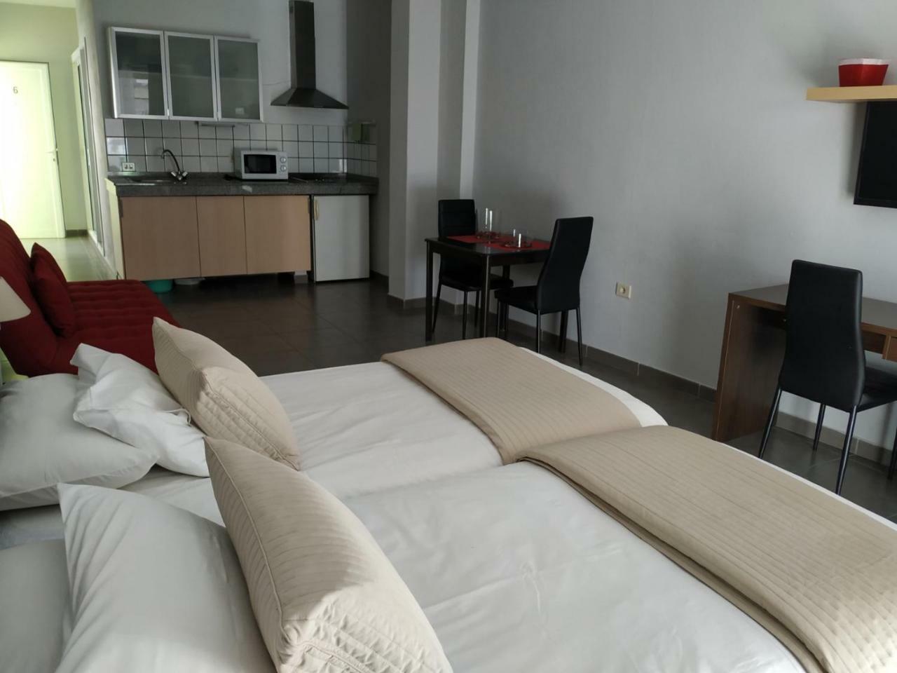 Apartamentos El Patio ลอสยานอส เด อารีดาเน ภายนอก รูปภาพ
